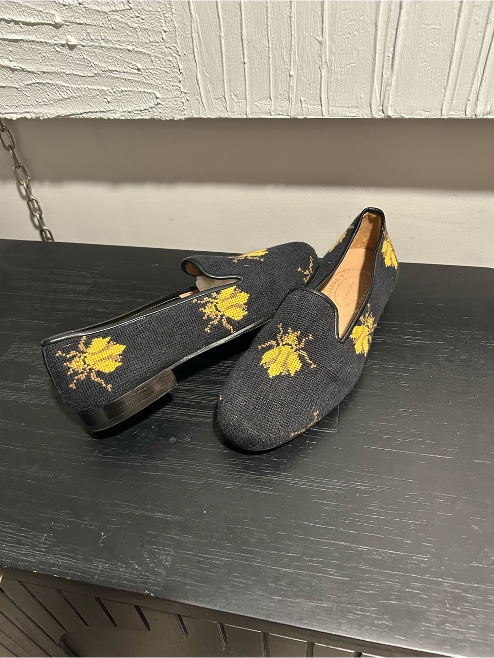 Stubbs & Wootton Palm Beach Black Yellow Needlepoint Bee Slip On Flats Size 8